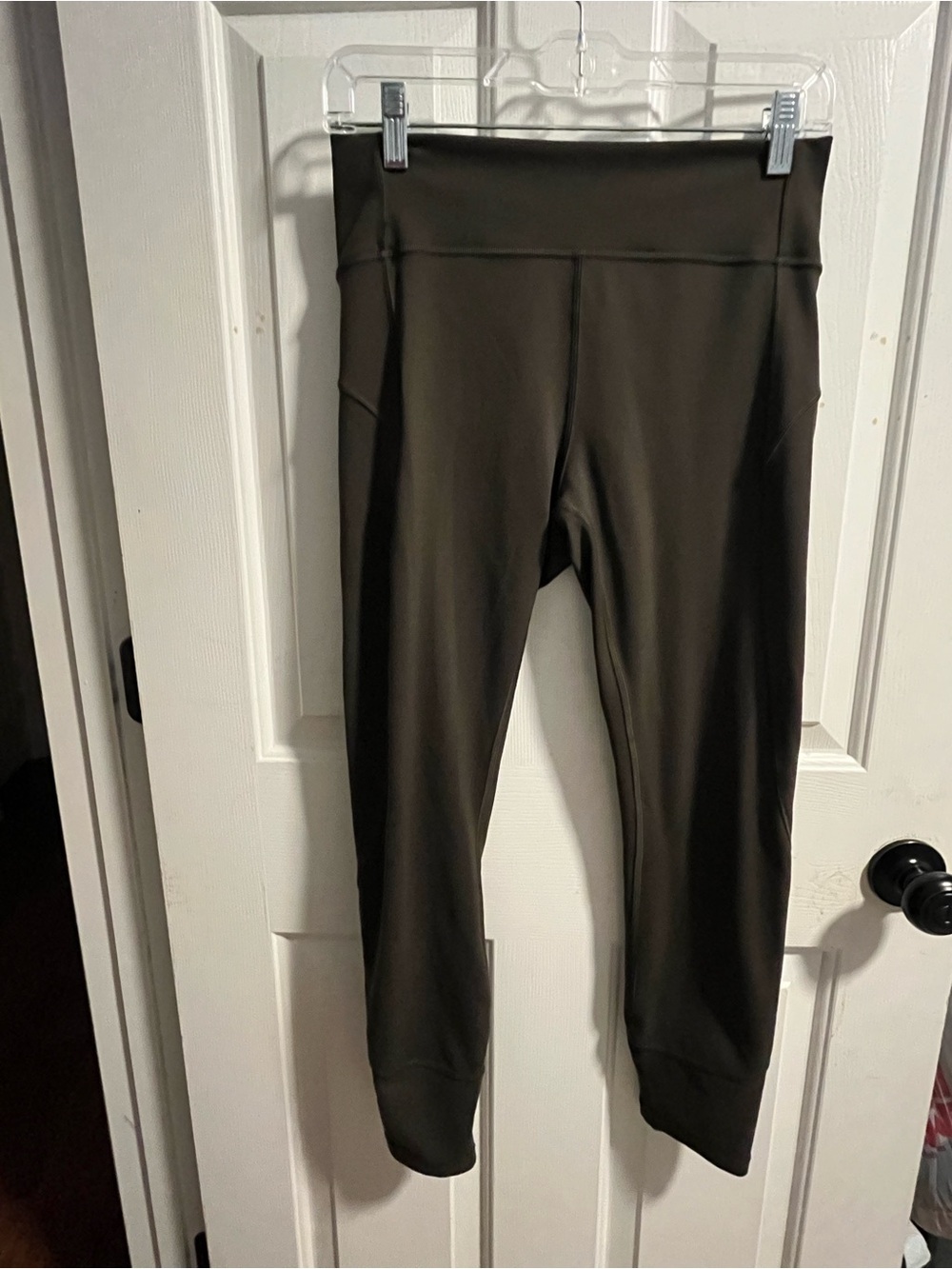 🍋LIKE NEW Lululemon In Movement 7/8 Tight *Everlux 25" - Dark Olive - Sz 8